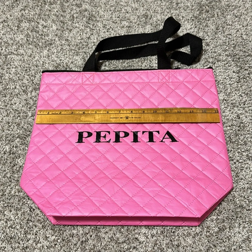 Pepita Tote Bag from boutique in Rome zipper on top 15”x13”
